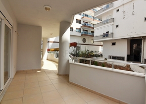 Трехкомнатная квартира с мебелью от собственника