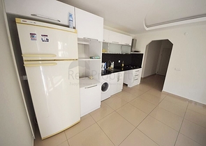 Трехкомнатная, меблированная квартира в хорошем комплексе