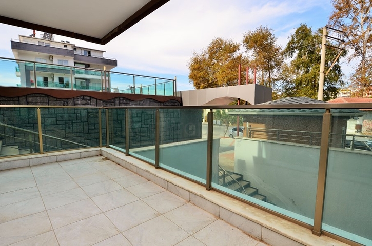 Двухкомнатная квартира в тихом районе