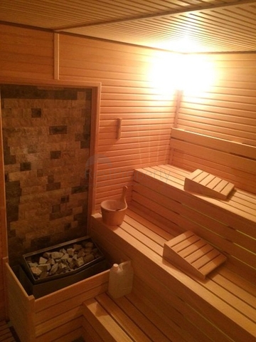 Двухкомнатная квартира в тихом районе