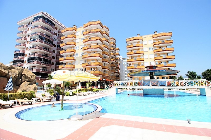 Трехкомнатная квартира рядом с морем