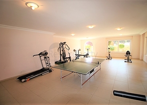 Трехкомнатная квартира рядом с морем