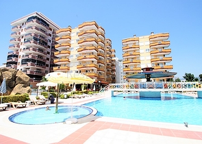 Трехкомнатная квартира рядом с морем