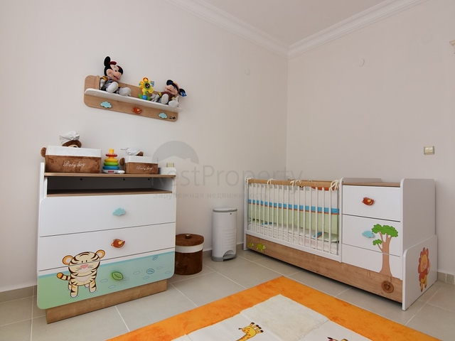 Трехкомнатная квартира с большой квадратурой