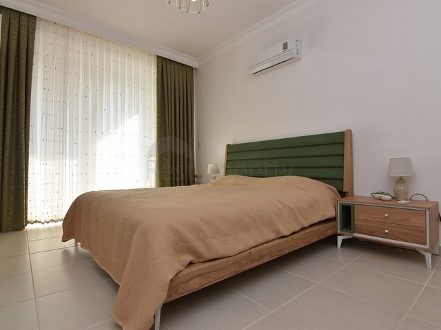 Трехкомнатная квартира с большой квадратурой