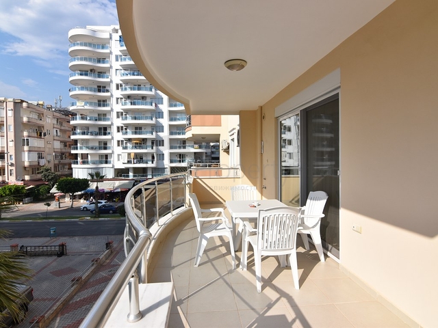 Трехкомнатная квартира с большой квадратурой