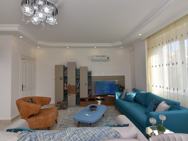 Трехкомнатная квартира с большой квадратурой