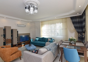 Трехкомнатная квартира с большой квадратурой