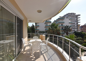 Трехкомнатная квартира с большой квадратурой