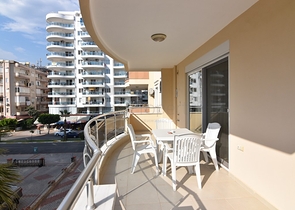 Трехкомнатная квартира с большой квадратурой