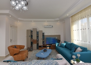 Трехкомнатная квартира с большой квадратурой