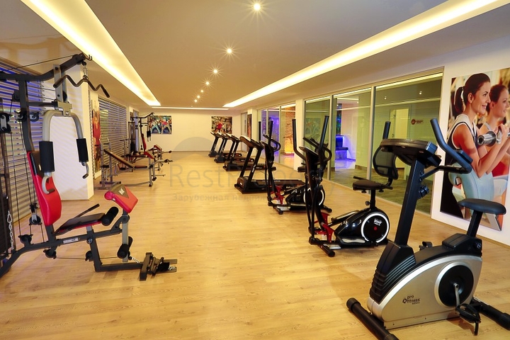 Трехкомнатная квартира с мебелью