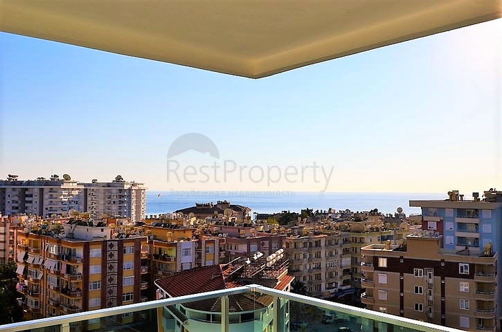 Трехкомнатная квартира с мебелью