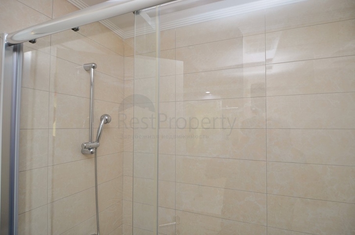 Трехкомнатная квартира с мебелью