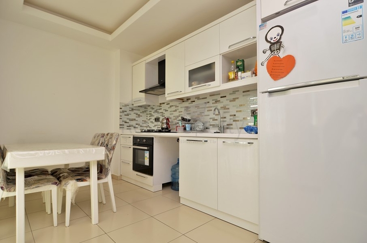 Трехкомнатная квартира с мебелью