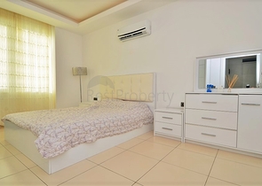 Трехкомнатная квартира с мебелью