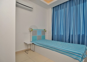 Трехкомнатная квартира с мебелью