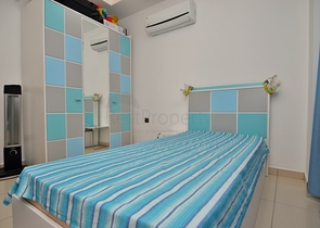 Трехкомнатная квартира с мебелью