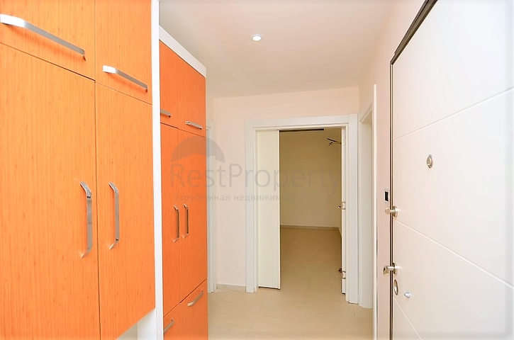 Трехкомнатная квартира в новом комплексе