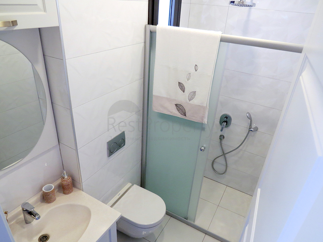 Продается 4-х комнатный дом из натурального камня