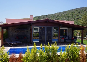 Продается 4-х комнатный дом из натурального камня