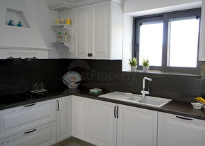 Продается 4-х комнатный дом из натурального камня