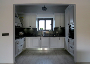 Продается 4-х комнатный дом из натурального камня