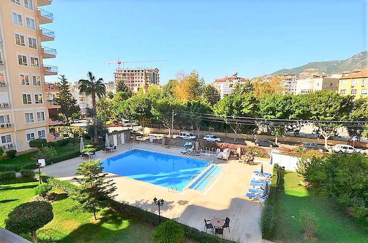 Меблированные апартаменты 1+1 в Аланье