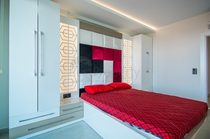 Двухкомнатная квартира в отличном комплексе