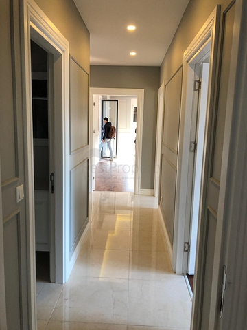 Продается 4-х комнатная квартира в районе Кадыкёй