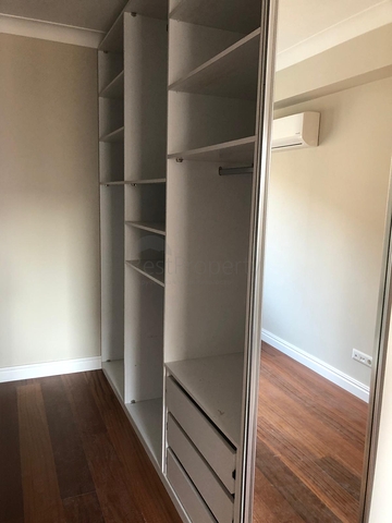 Продается 4-х комнатная квартира в районе Кадыкёй