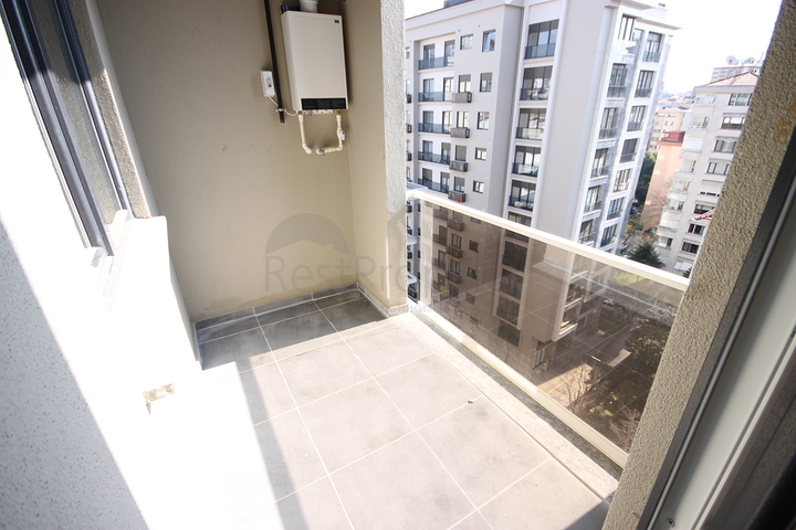 Продается 4-х комнатная квартира в районе Кадыкёй