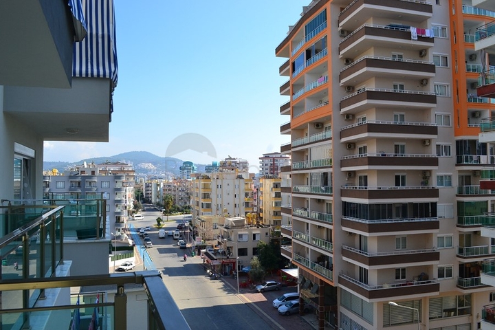 Трехкомнатная квартира в Махмутлар