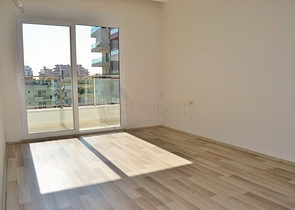 Трехкомнатная квартира в Махмутлар