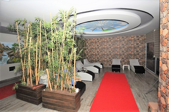 Двухкомнатная квартира в большом комплексе