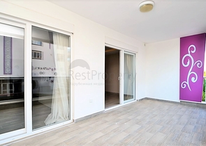 Двухкомнатная квартира в большом комплексе