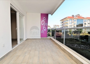 Двухкомнатная квартира в большом комплексе