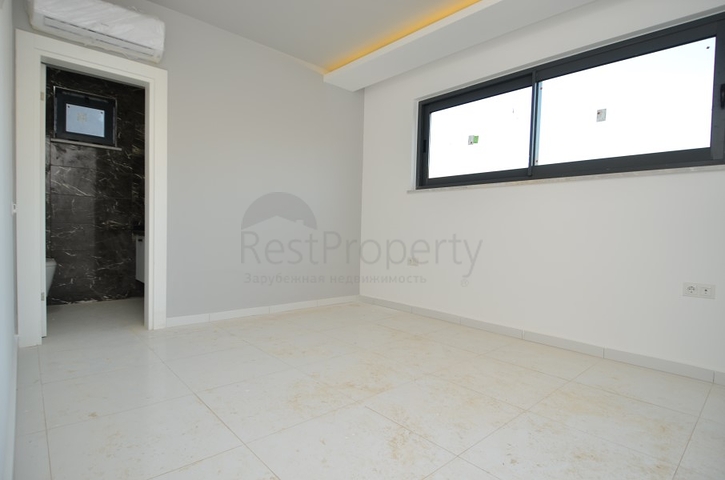 Трехкомнатная квартира в новом комплексе