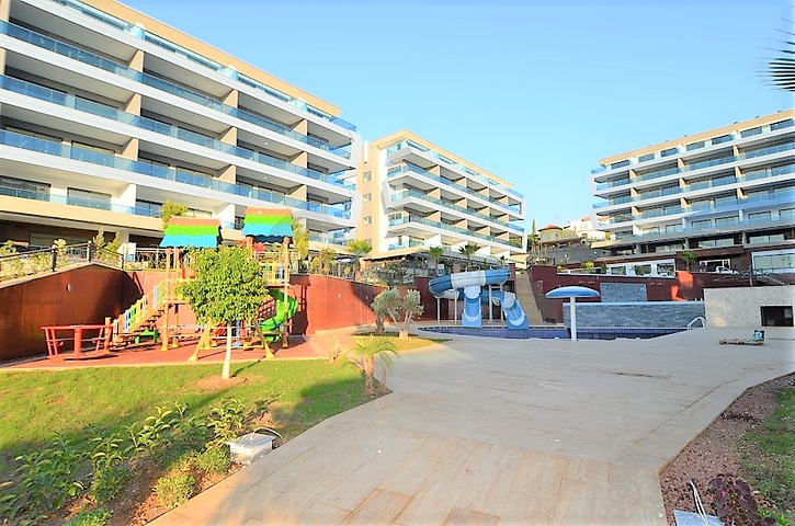 Трехкомнатная квартира в новом комплексе