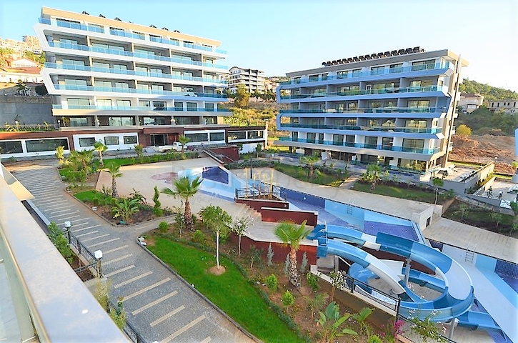 Трехкомнатная квартира в новом комплексе