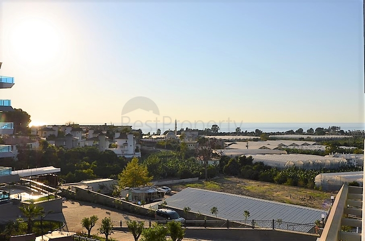 Трехкомнатная квартира в новом комплексе