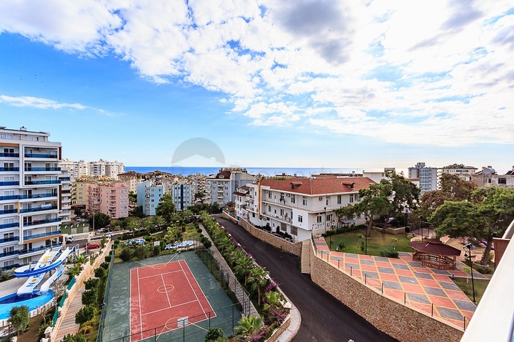 Пентхаус с планировкой 2+1 в Тосмуре