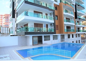 Пентхаус с планировкой 2+1 в Тосмуре