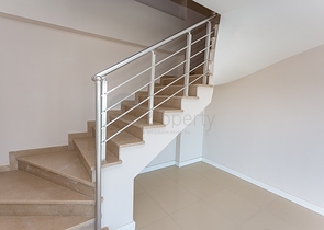 Пентхаус с планировкой 2+1 в Тосмуре