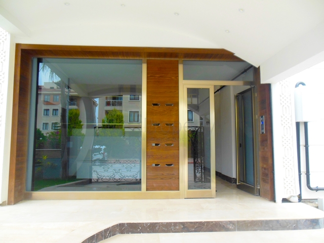 Просторные квартиры 3+1 и 4+1 в Унжалы Коньяалты Анталья