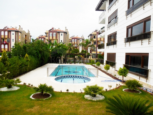 Просторные квартиры 3+1 и 4+1 в Унжалы Коньяалты Анталья