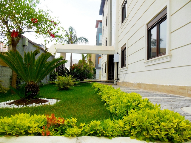 Просторные квартиры 3+1 и 4+1 в Унжалы Коньяалты Анталья