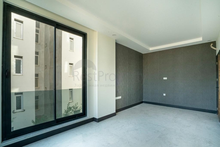 Бизнес-центр в развивающемся районе Оба