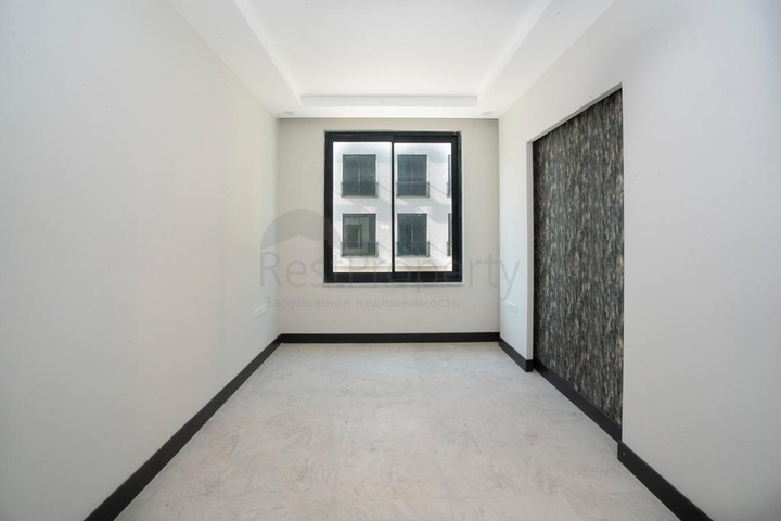 Бизнес-центр в развивающемся районе Оба