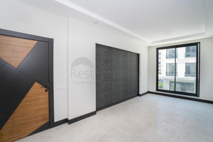 Бизнес-центр в развивающемся районе Оба